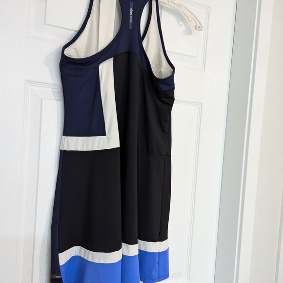 Fabulous assymetrical Tonic Active Tennis Dress - Picture 3 of 10